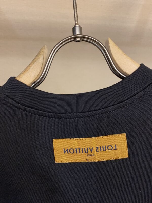 LV TSHIRT - Image 6