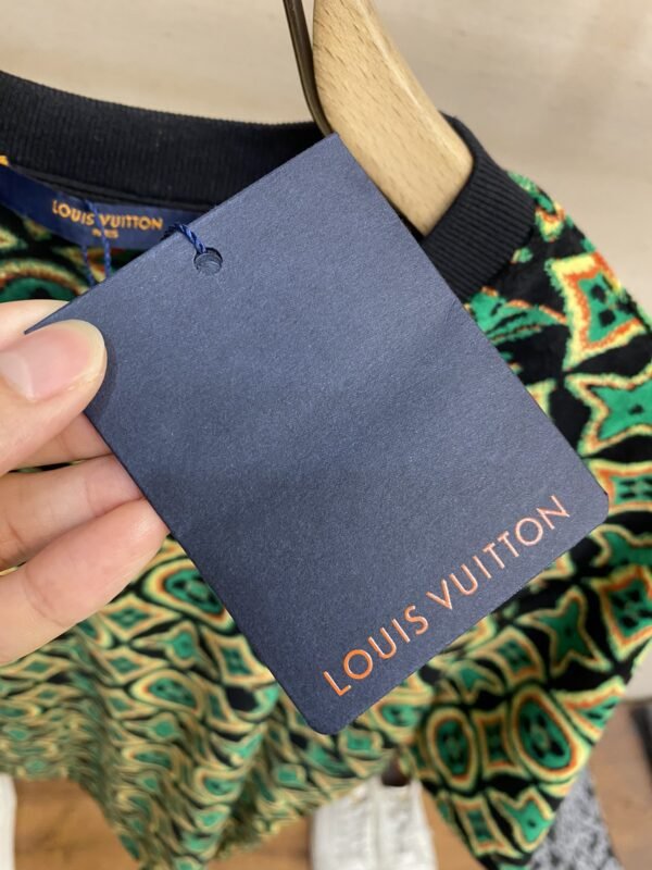LV TSHIRT - Image 8