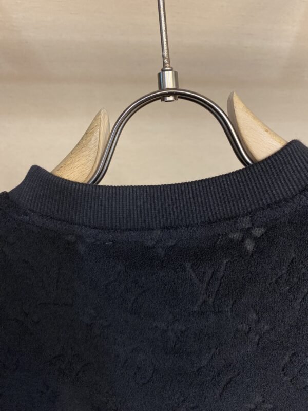 LV TSHIRT - Image 6