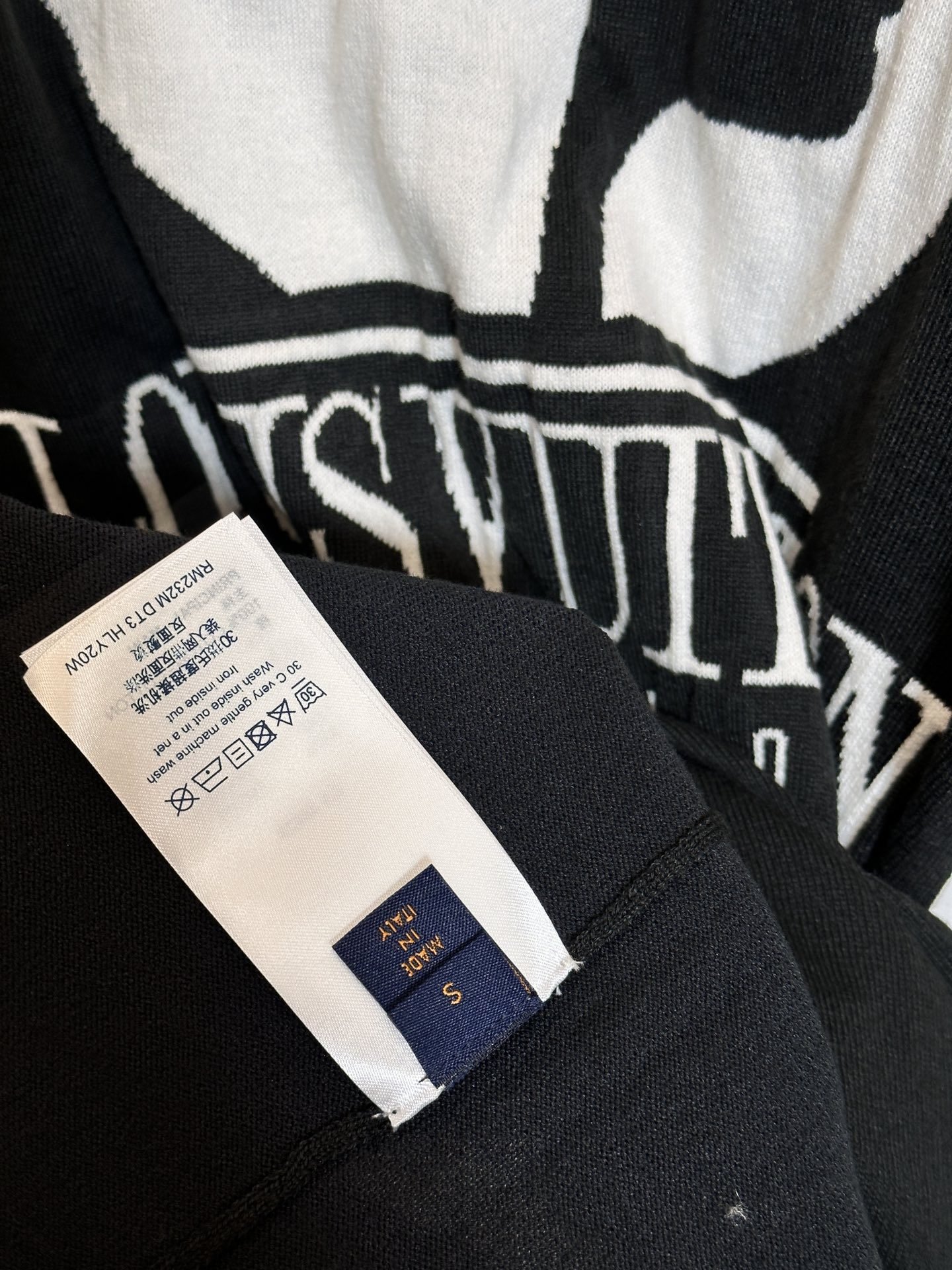 LV TSHIRT - Image 5