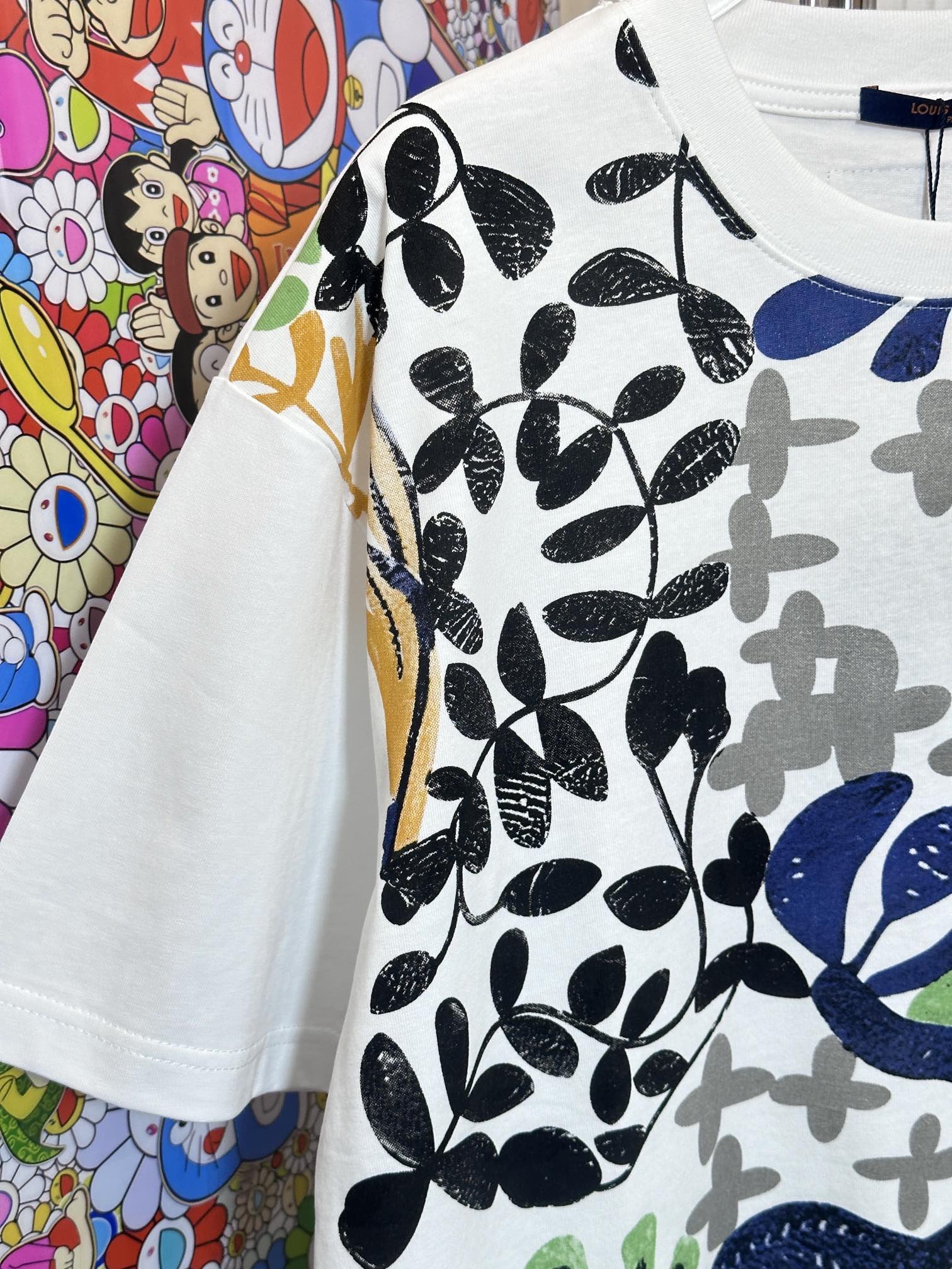 LV TSHIRT - Image 7