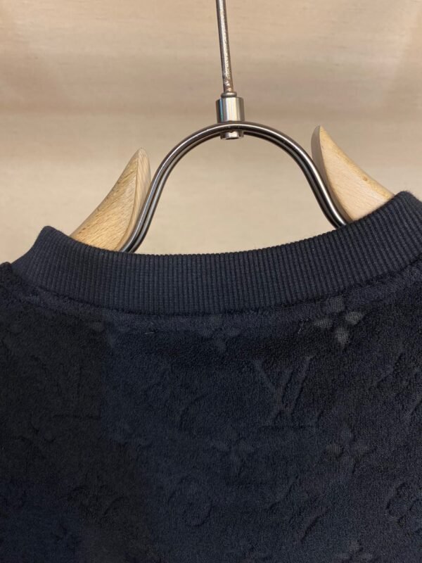 LV TSHIRT - Image 6