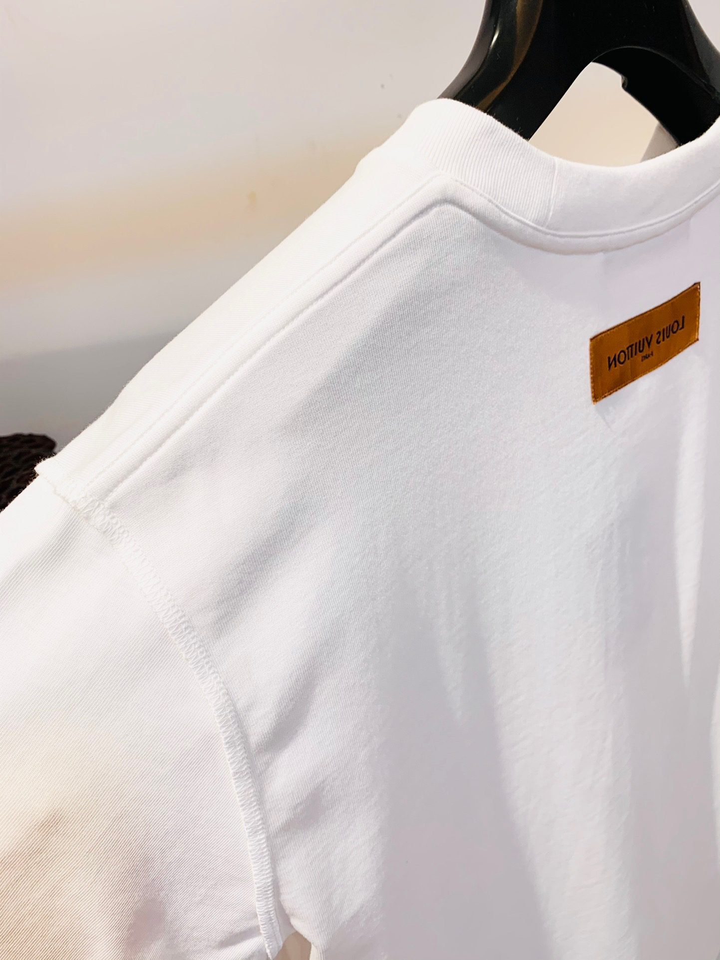 LV TSHIRT - Image 7
