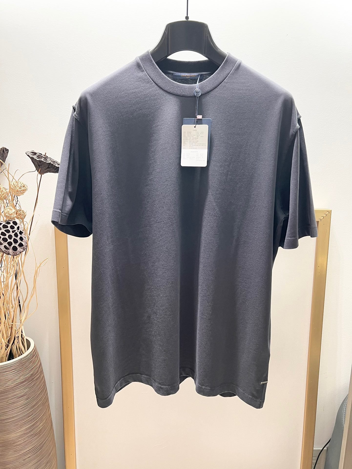 LV TSHIRT - Image 2