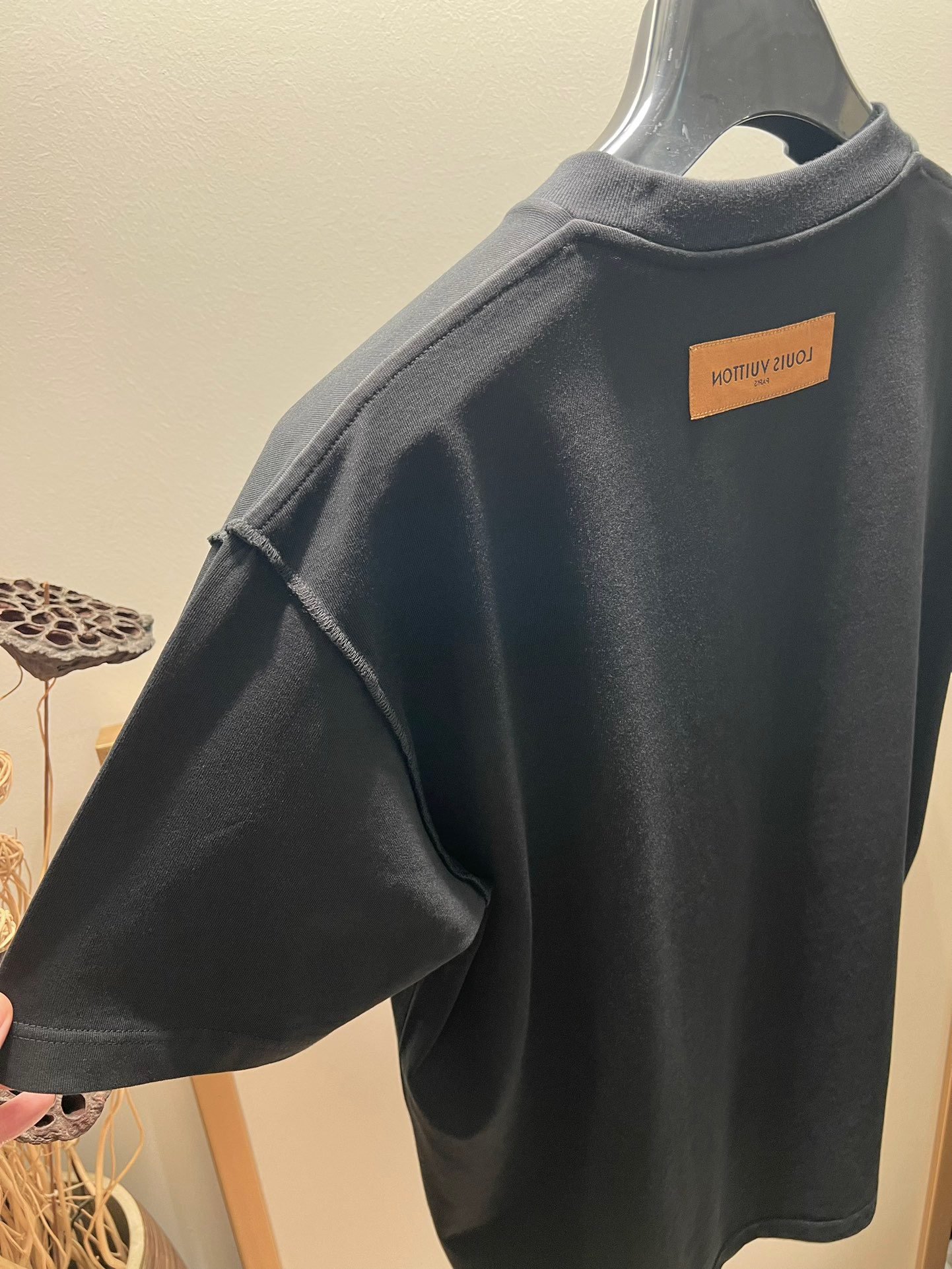 LV TSHIRT - Image 7