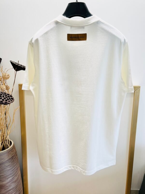LV TSHIRT - Image 4