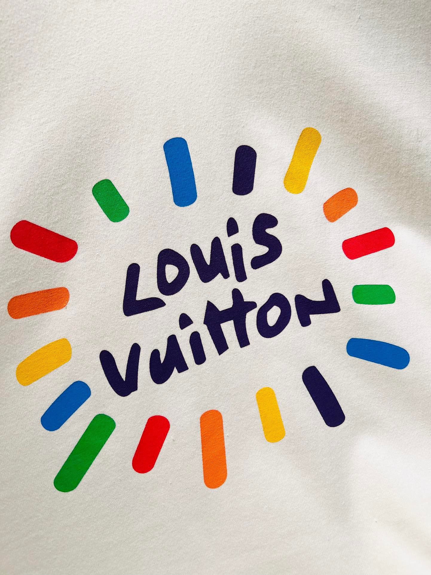 LV TSHIRT - Image 7