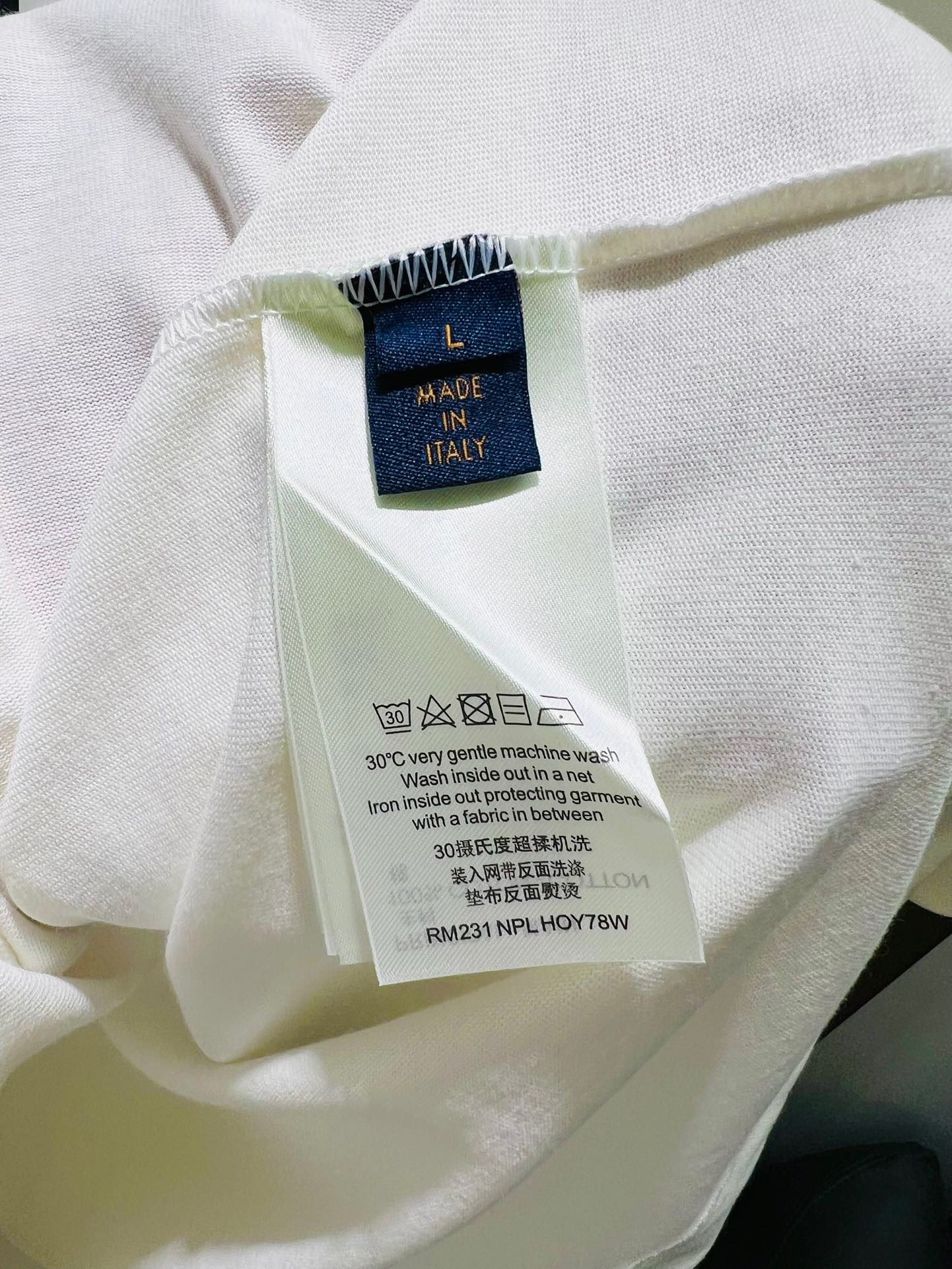 LV TSHIRT - Image 5