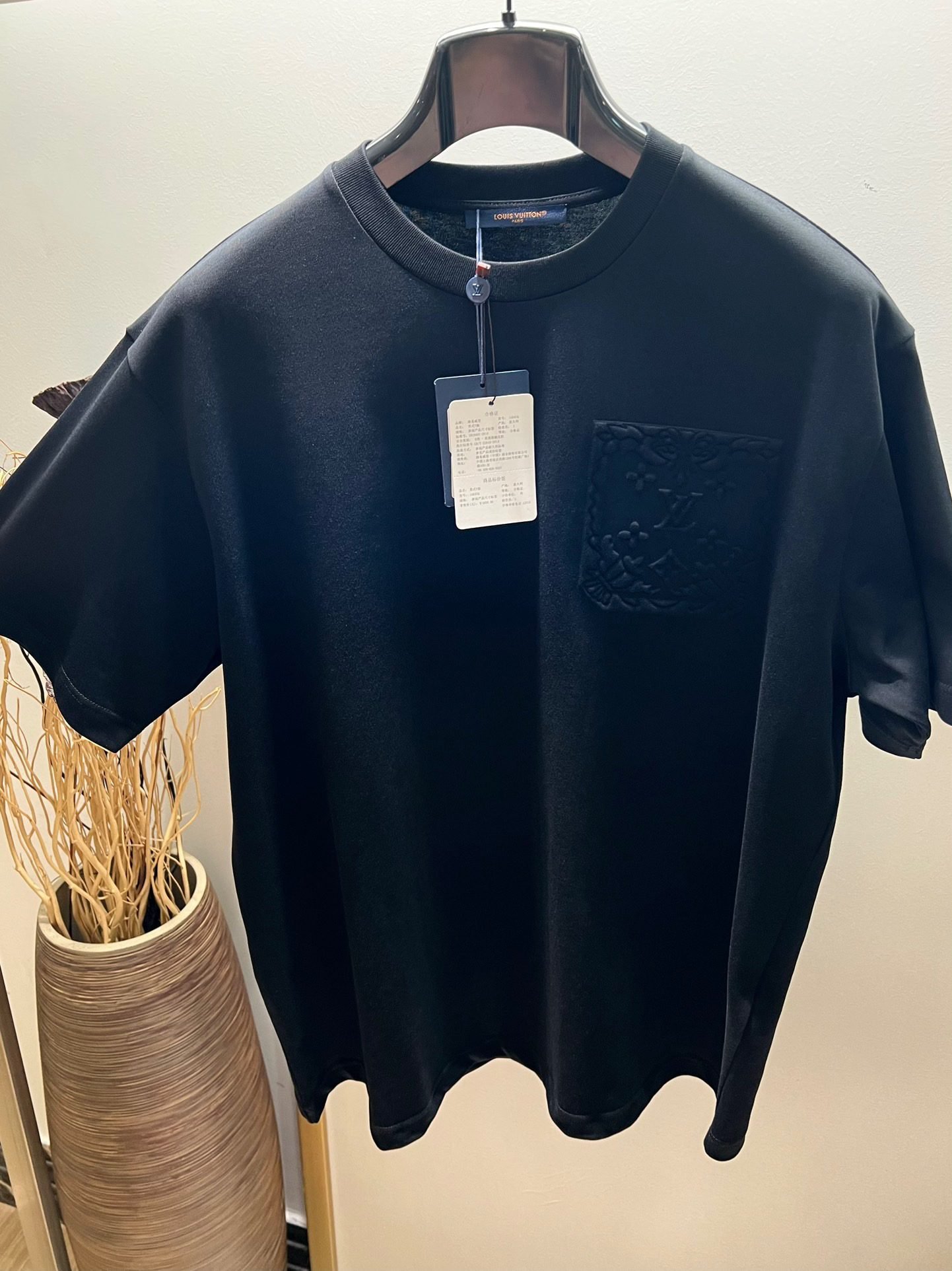 LV TSHIRT - Image 3