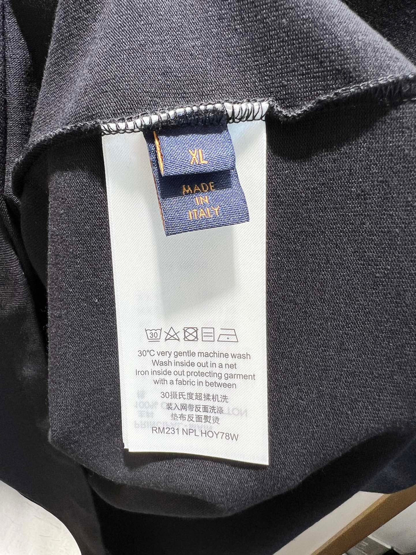 LV TSHIRT - Image 5