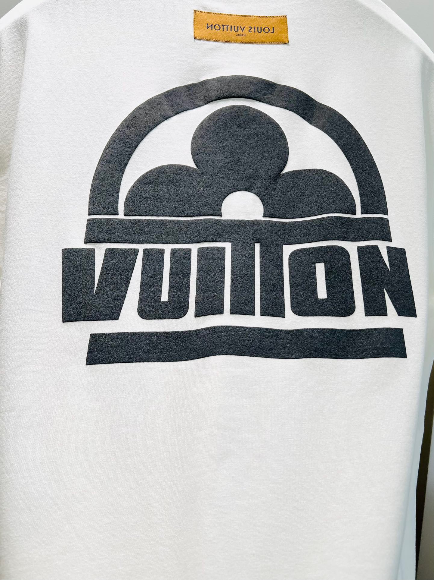LV TSHIRT - Image 7