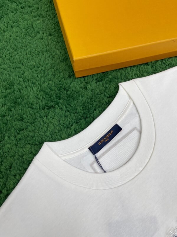 LV TSHIRT - Image 8