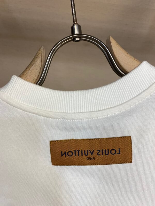 LV TSHIRT - Image 8
