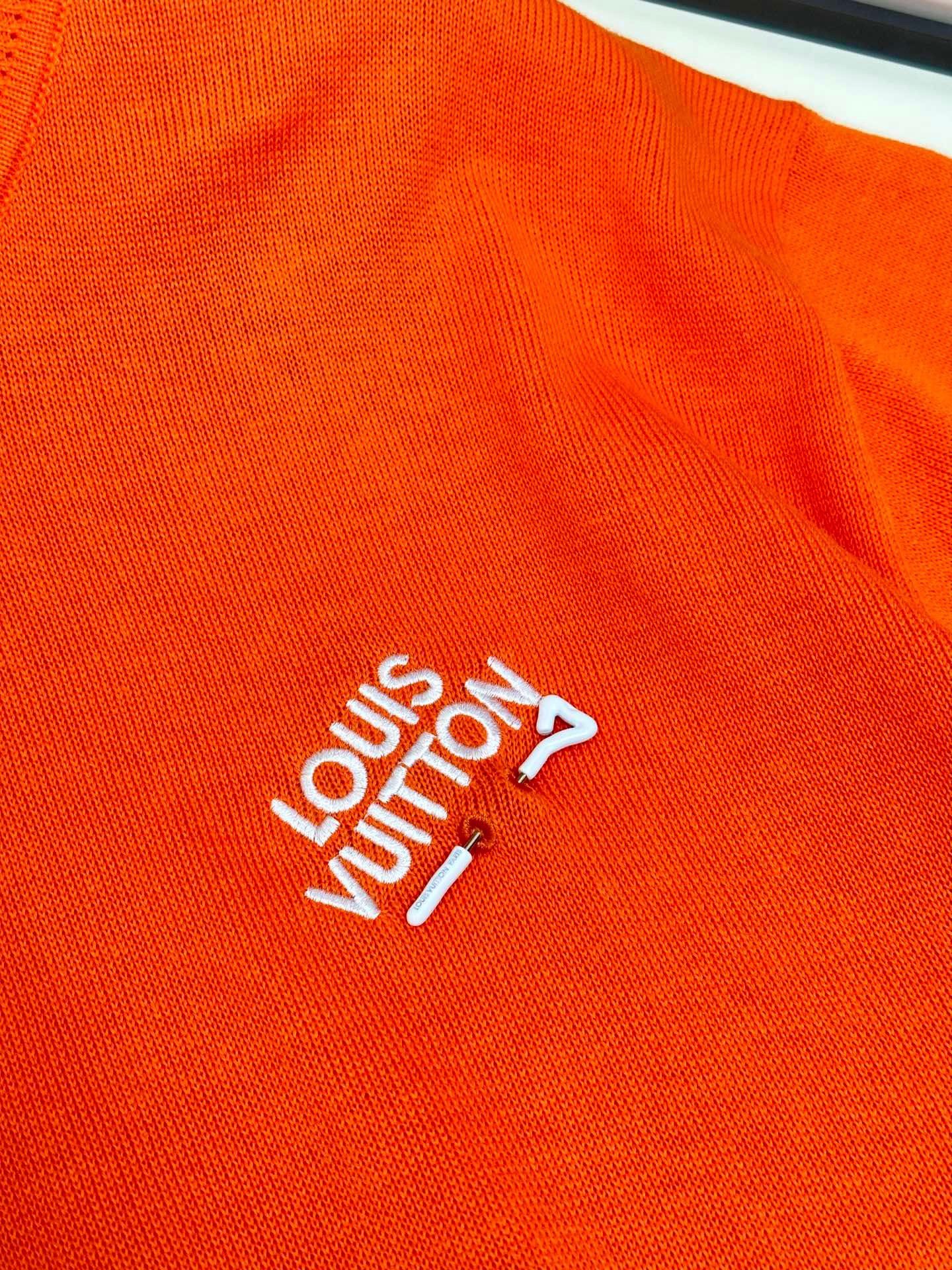 LV TSHIRT - Image 5