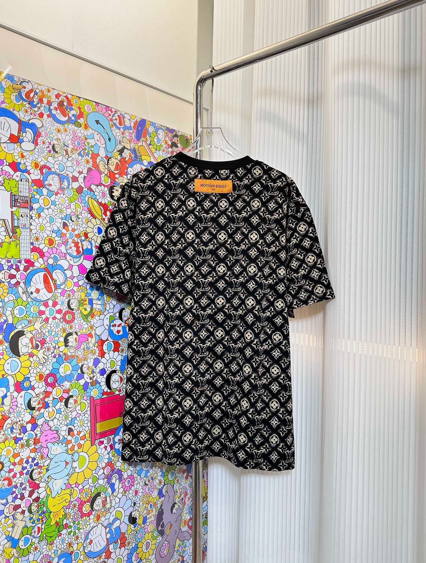 LV TSHIRT - Image 3