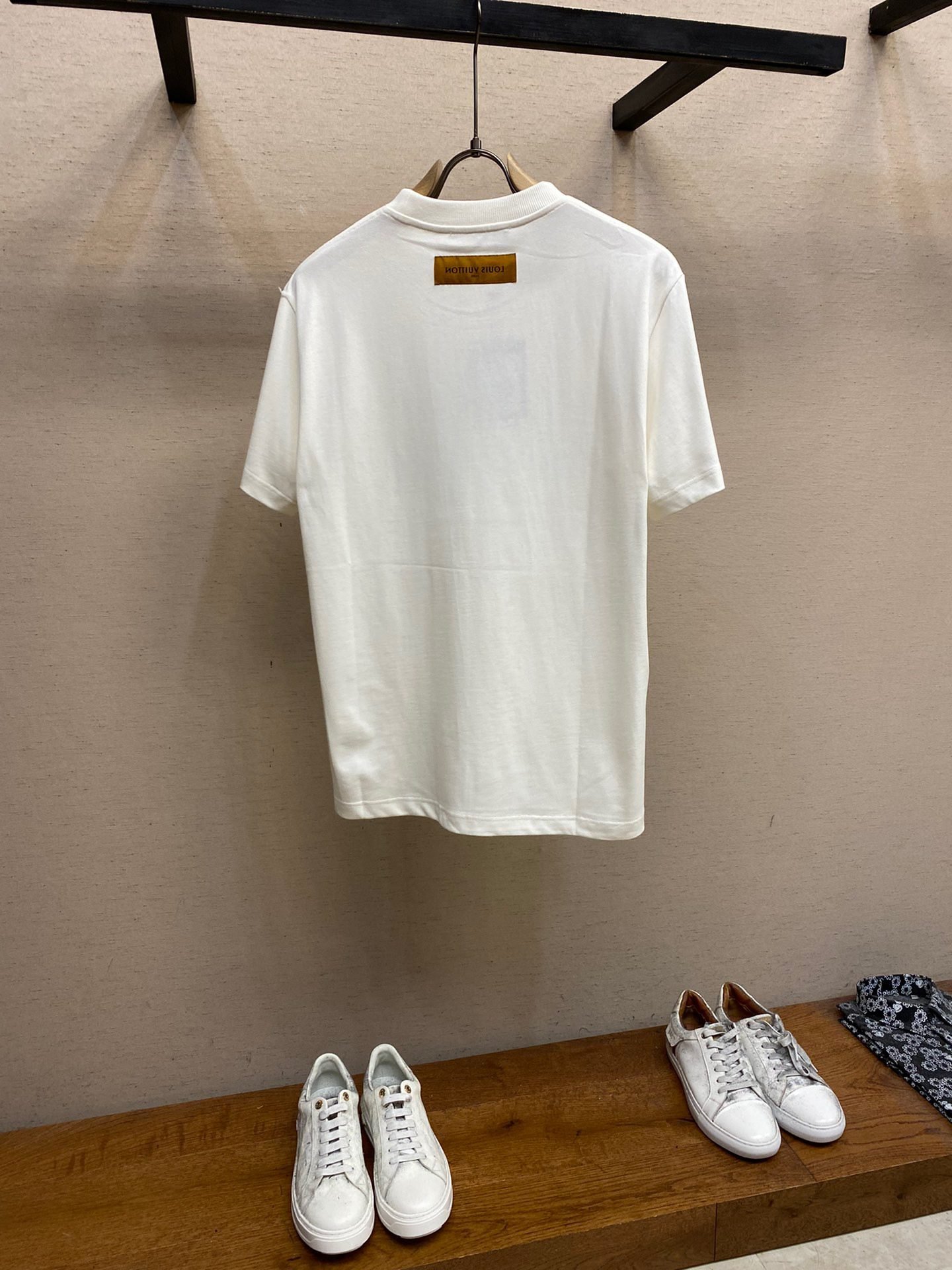 LV TSHIRT - Image 3