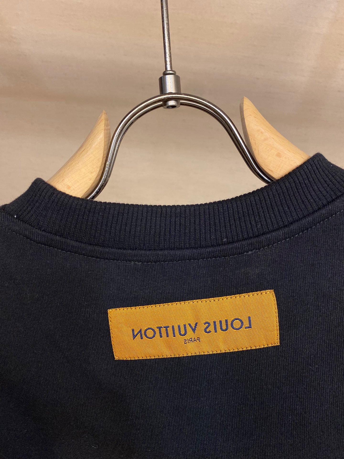 LV TSHIRT - Image 5