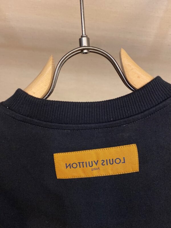 LV TSHIRT - Image 6