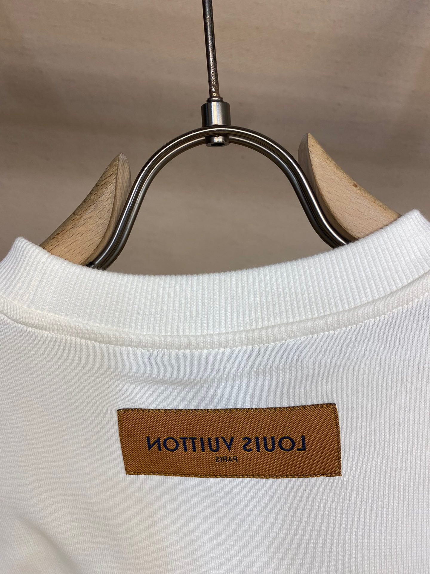 LV TSHIRT - Image 5