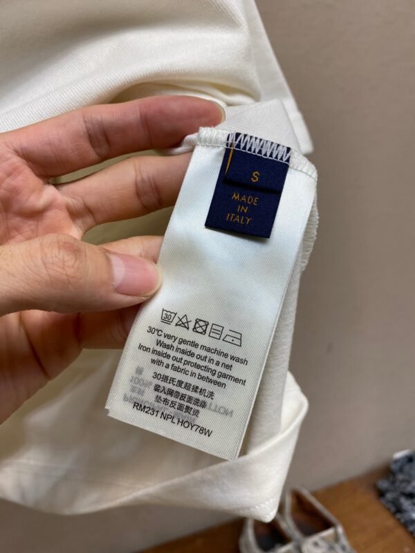 LV TSHIRT - Image 8