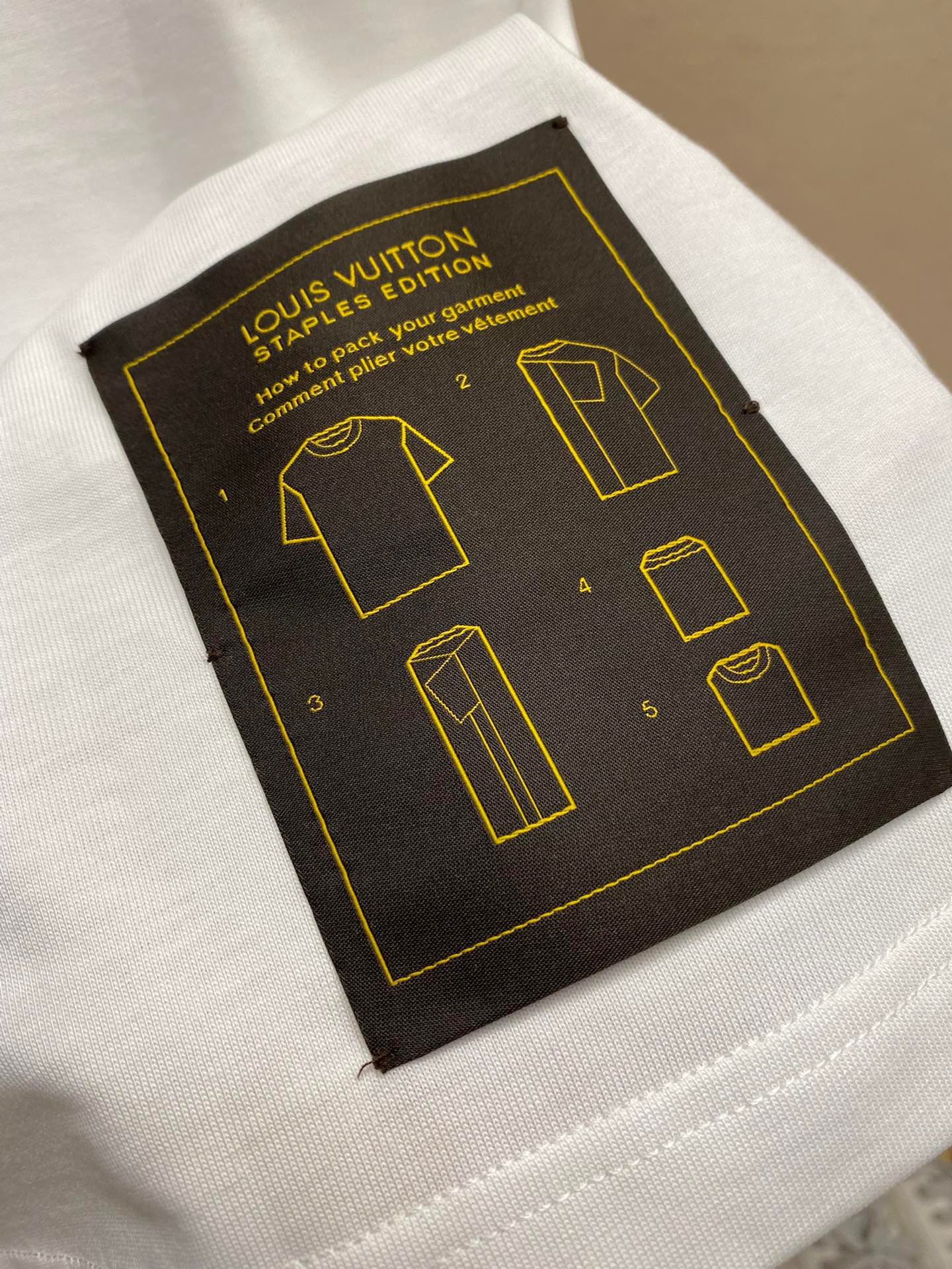 LV TSHIRT - Image 7