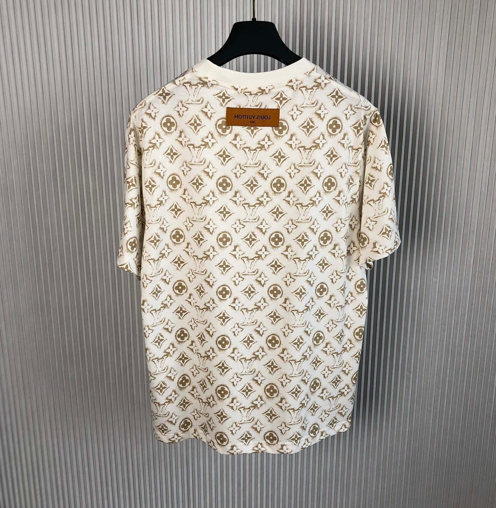 LV TSHIRT - Image 3