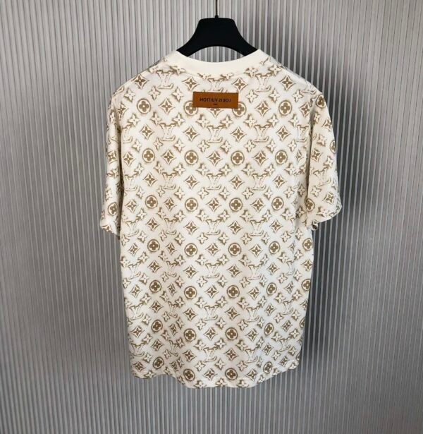 LV TSHIRT - Image 4
