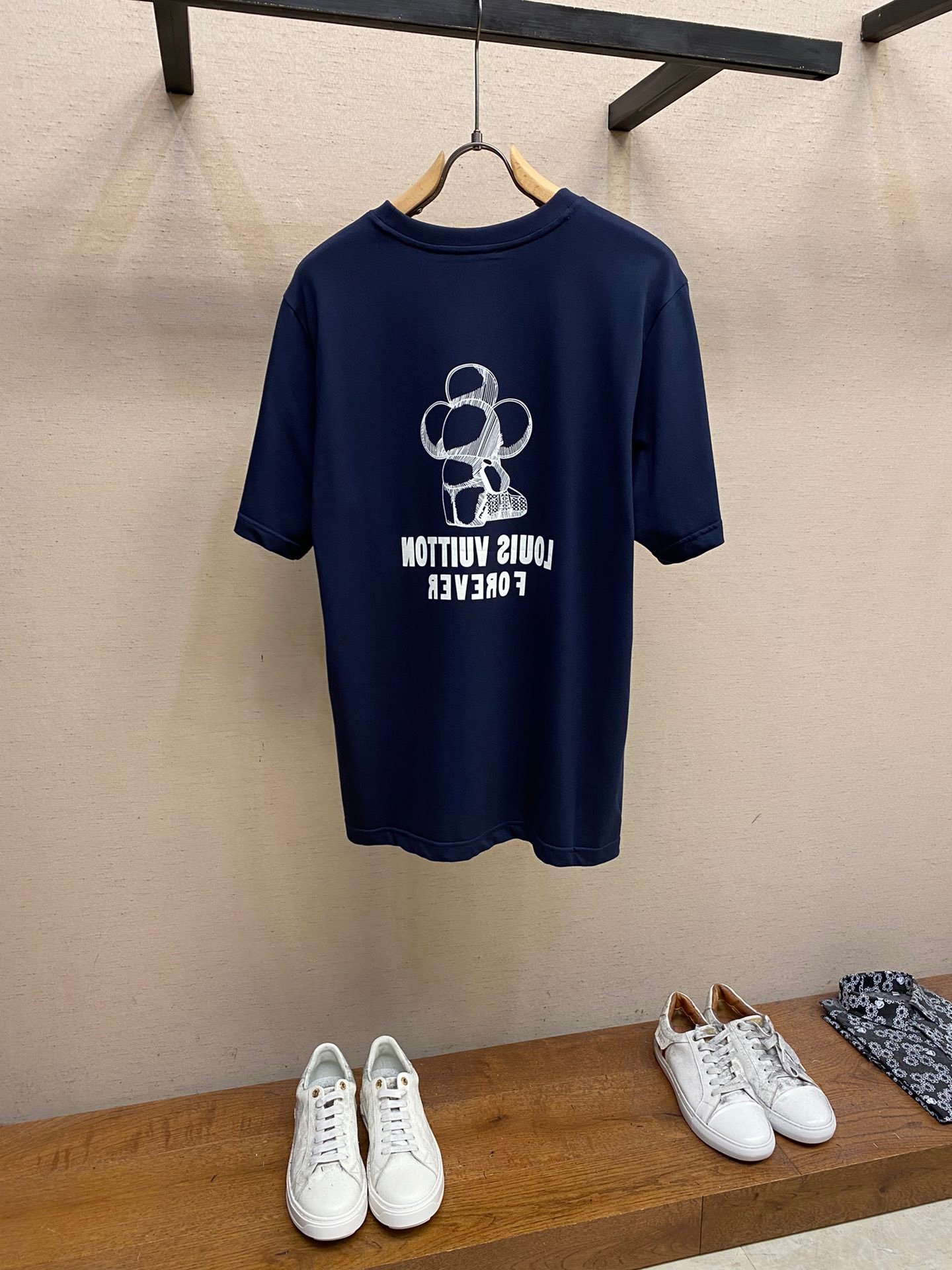 LV TSHIRT - Image 3