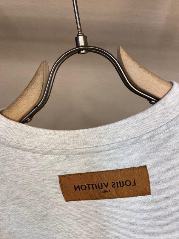 LV TSHIRT - Image 6