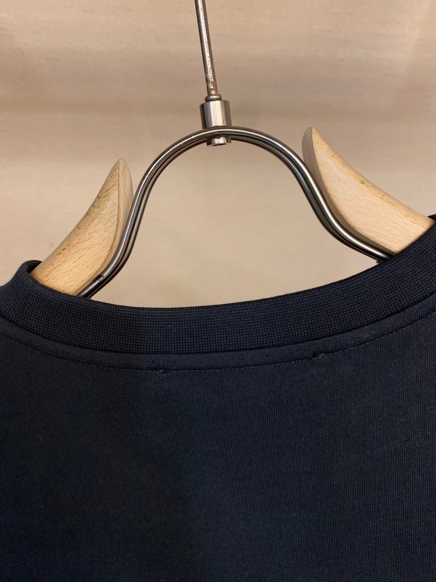 LV TSHIRT - Image 5
