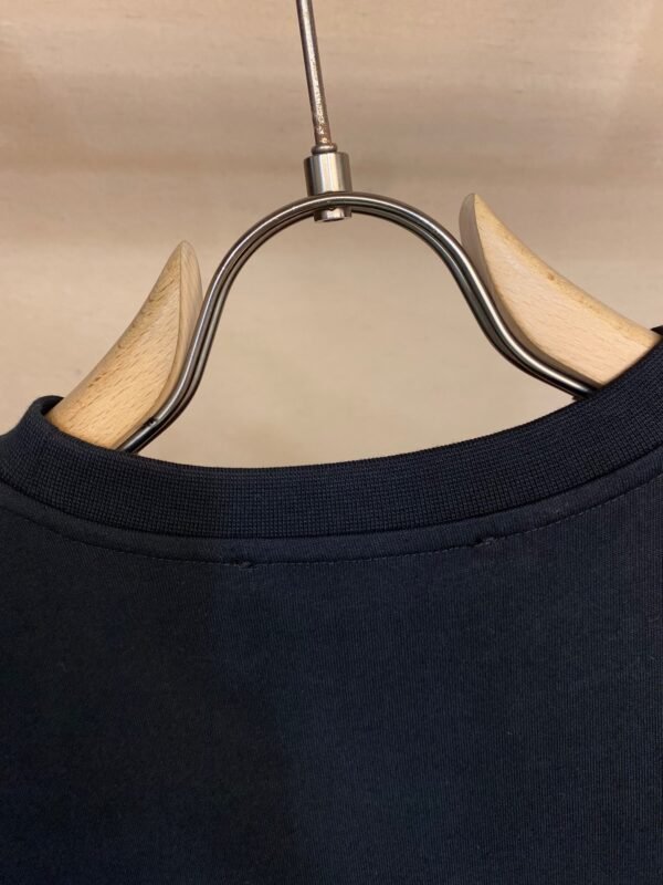 LV TSHIRT - Image 6