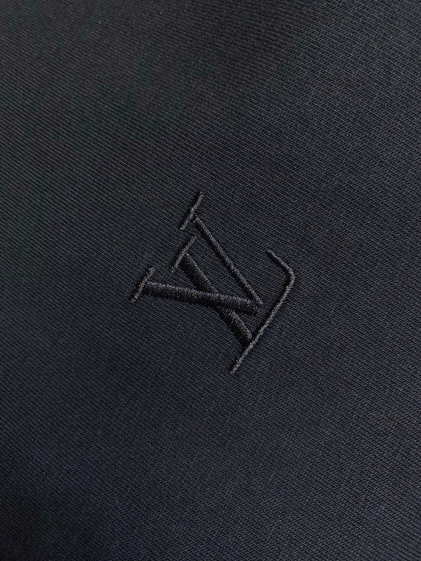 LV TSHIRT - Image 7