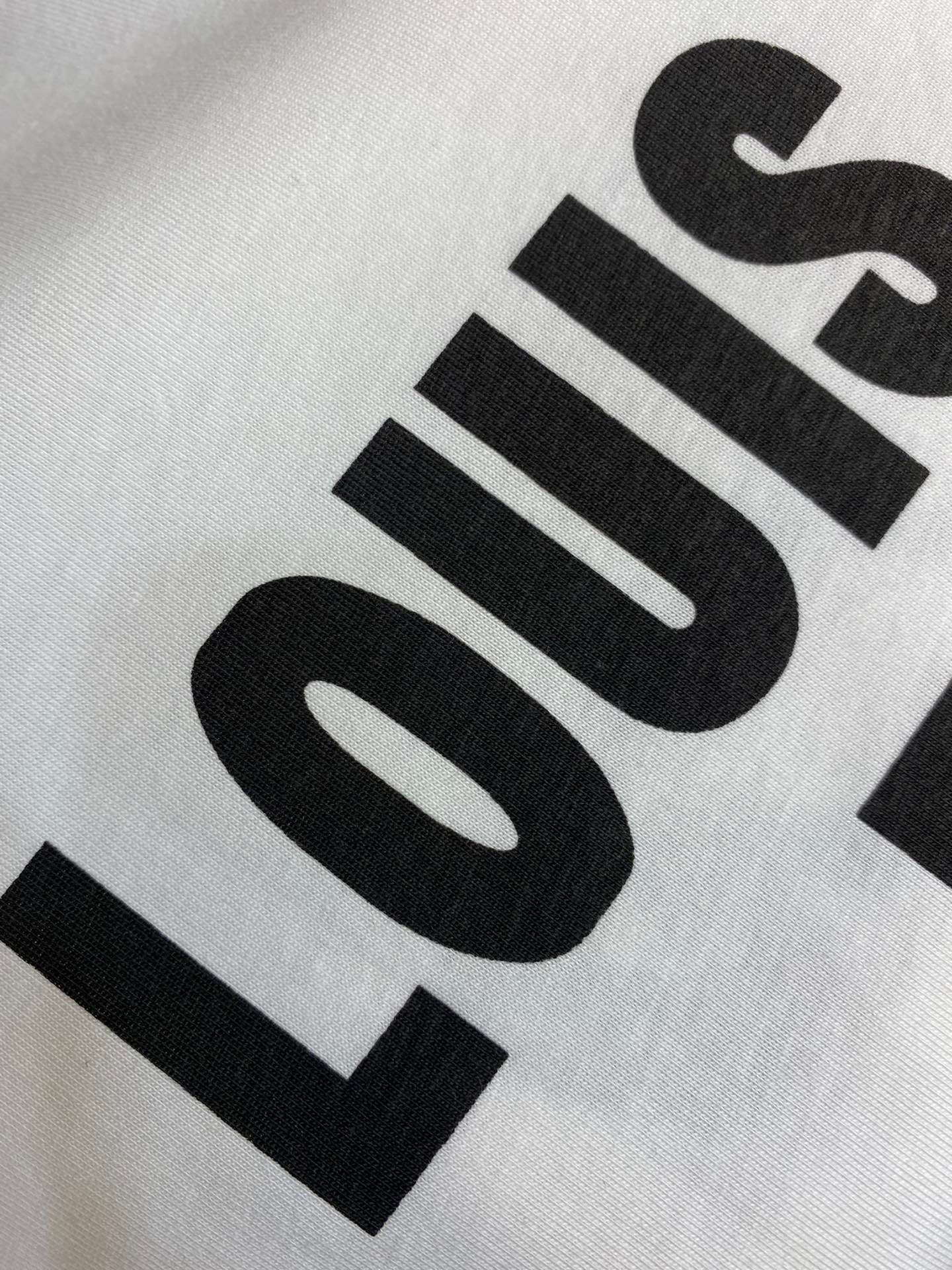 LV TSHIRT - Image 5