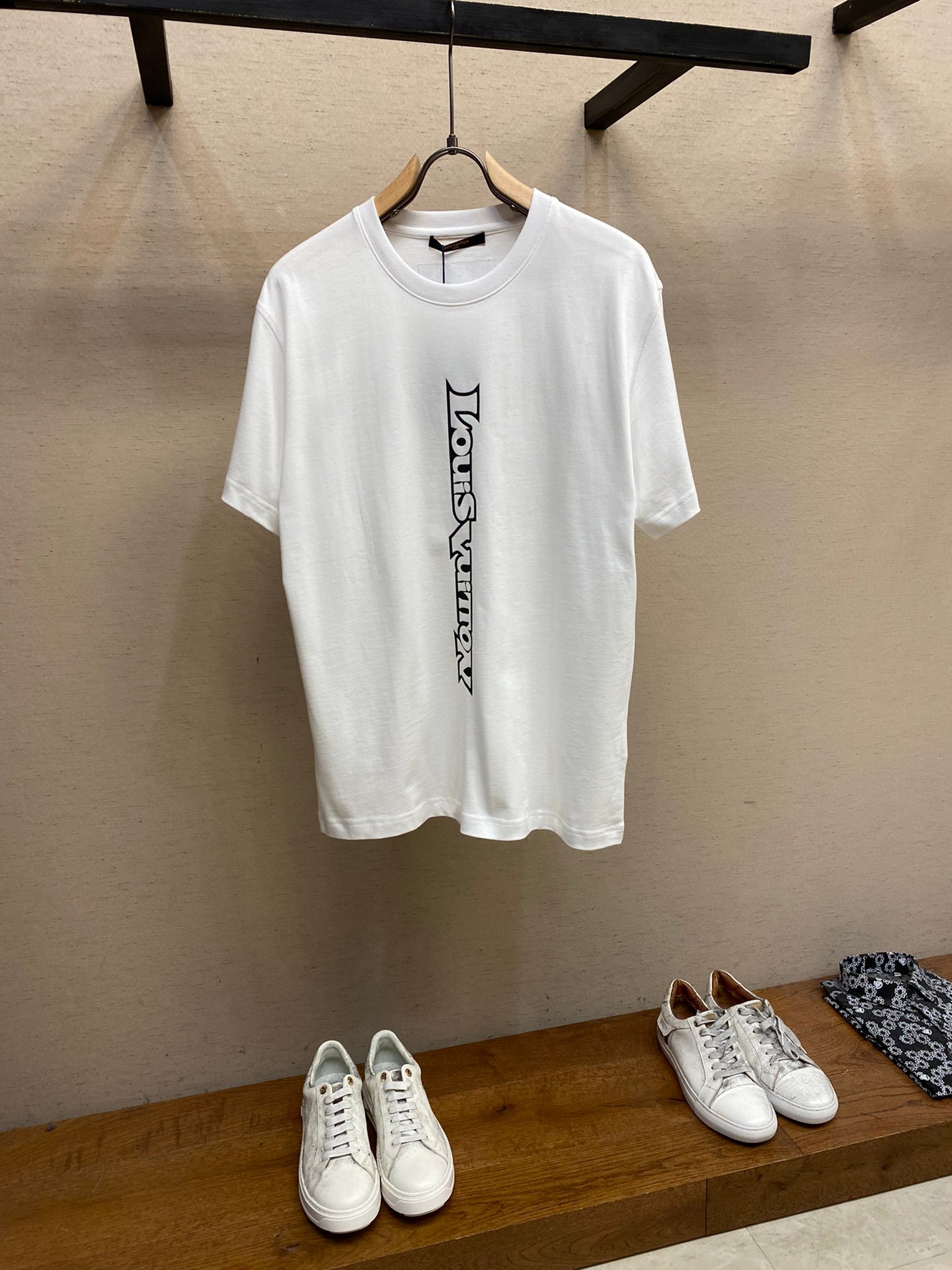 LV TSHIRT - Image 2