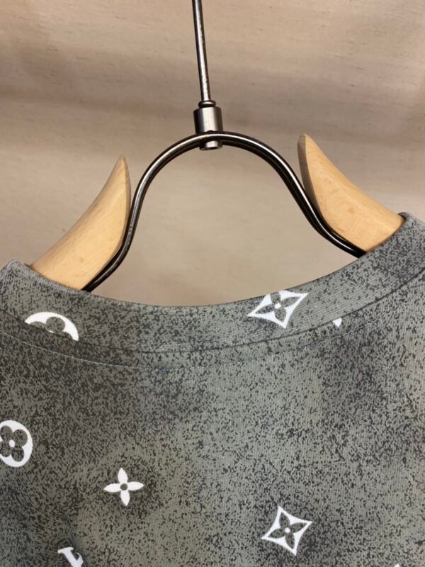 LV TSHIRT - Image 6