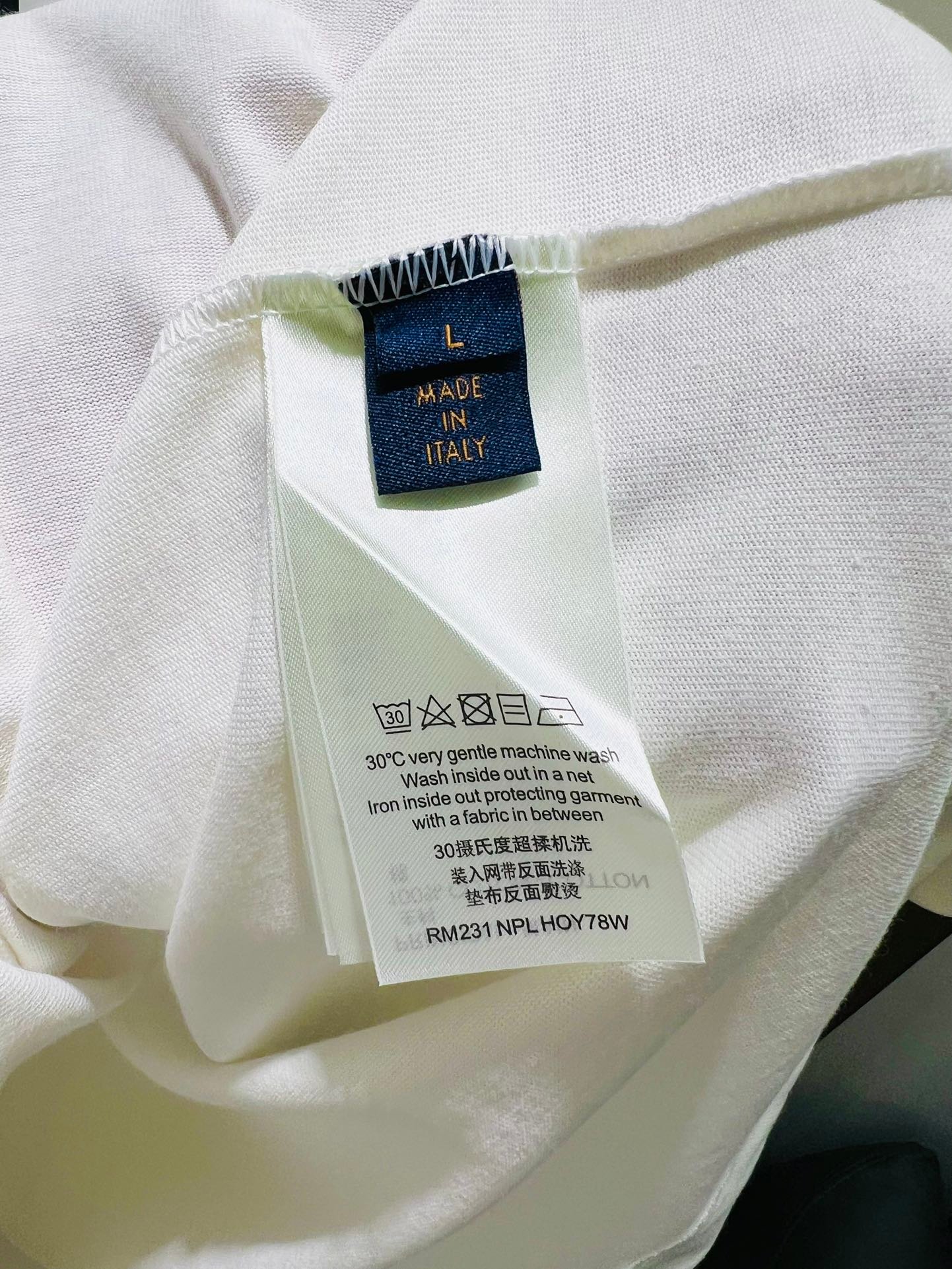 LV TSHIRT - Image 5