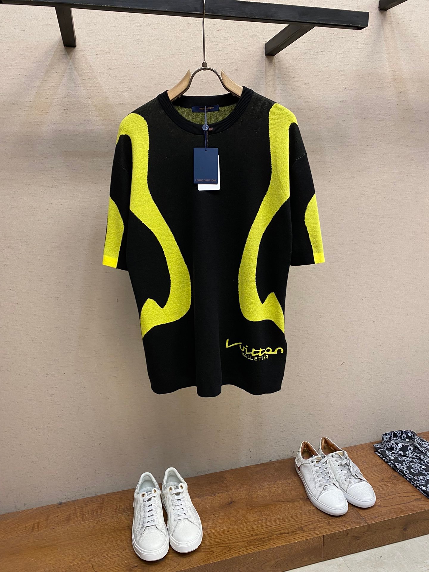 LV TSHIRT - Image 2