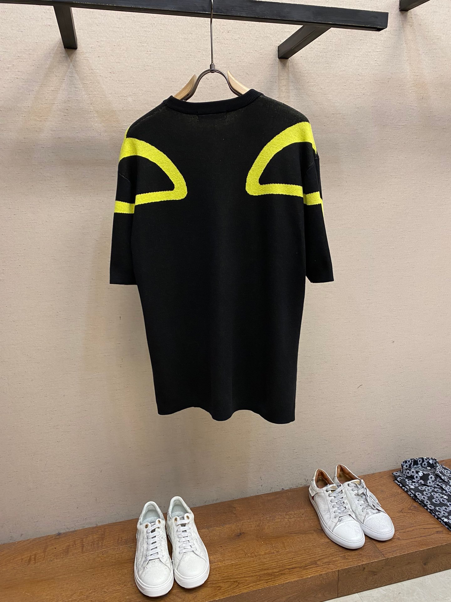 LV TSHIRT - Image 3