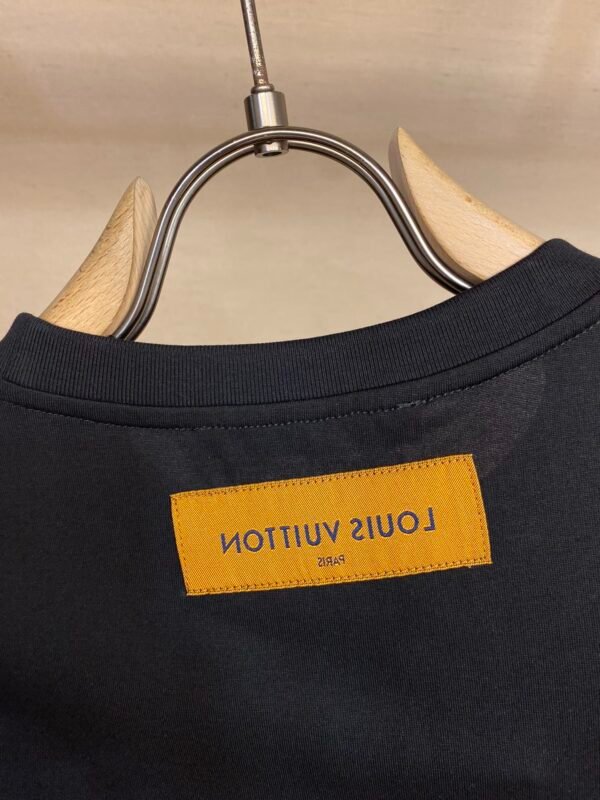 LV TSHIRT - Image 6