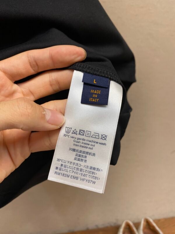 LV TSHIRT - Image 8