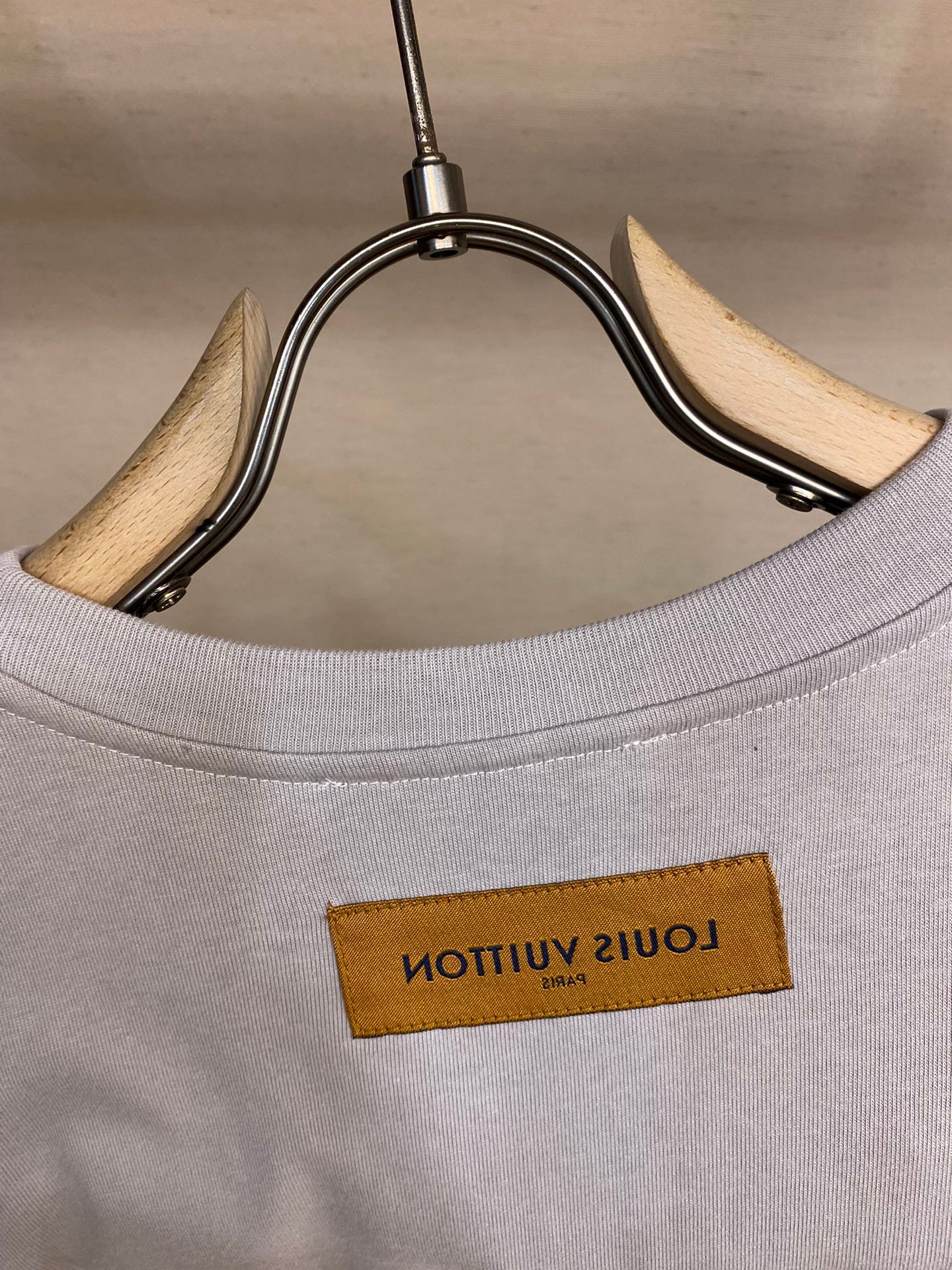 LV TSHIRT - Image 5