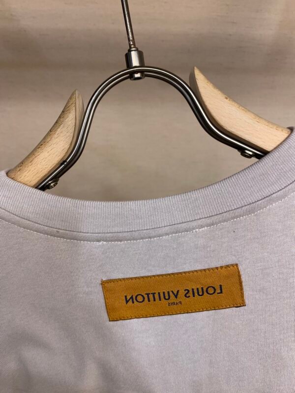 LV TSHIRT - Image 6