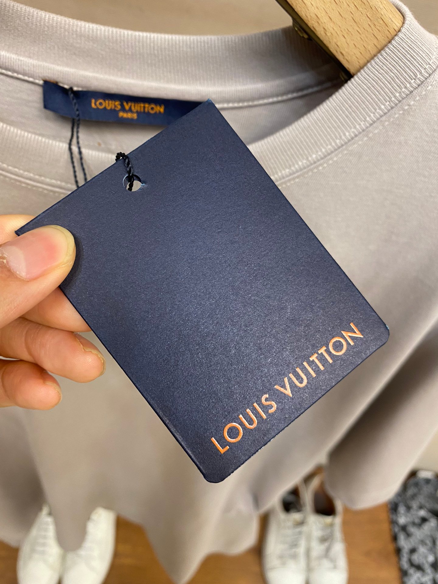 LV TSHIRT - Image 7