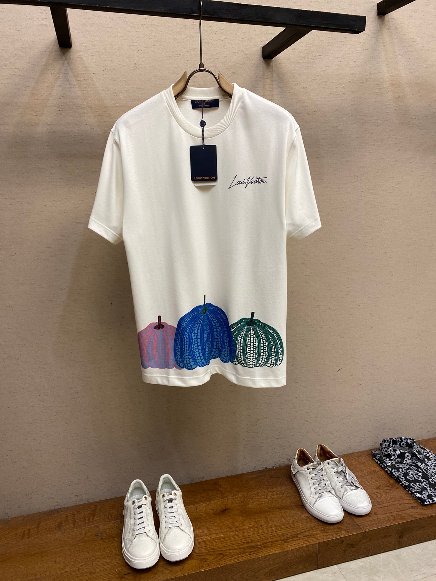 LV TSHIRT - Image 2