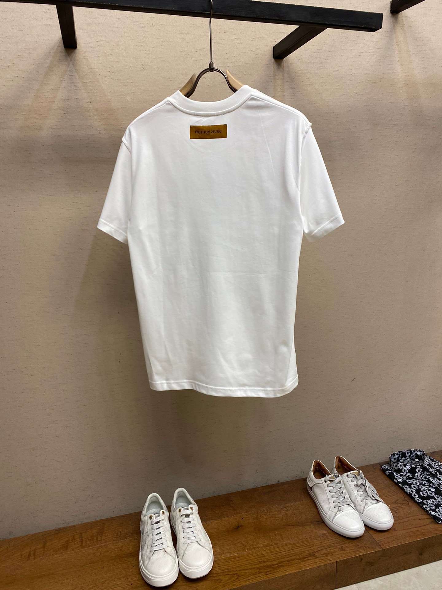 LV TSHIRT - Image 3