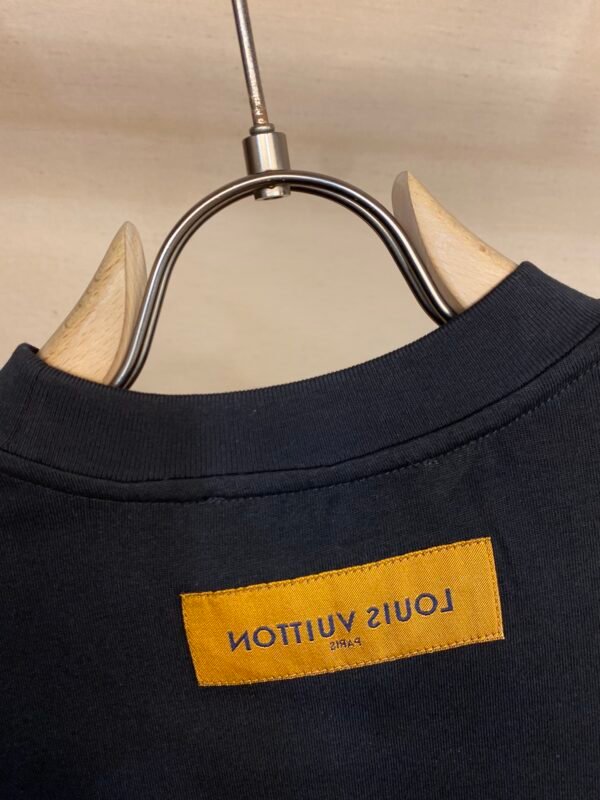 LV TSHIRT - Image 6