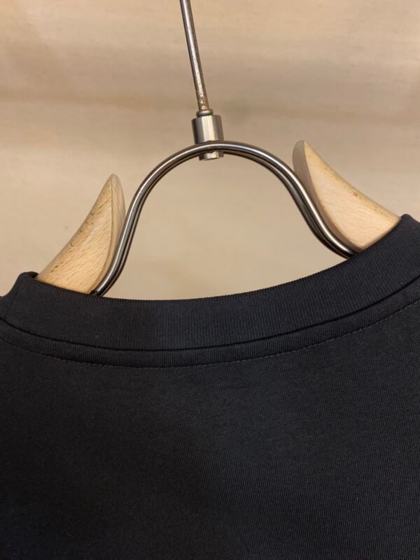LV TSHIRT - Image 6