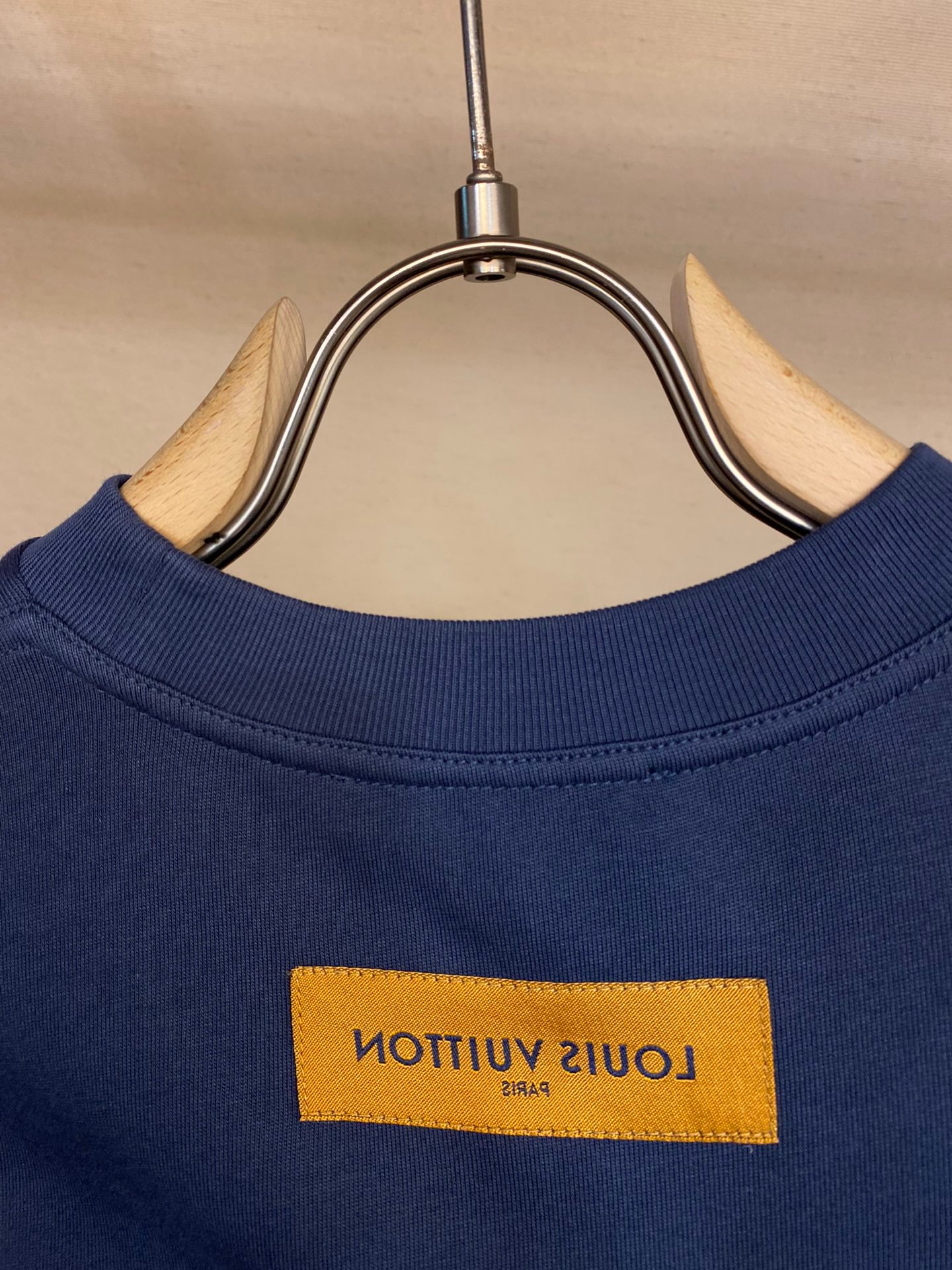 LV TSHIRT - Image 5