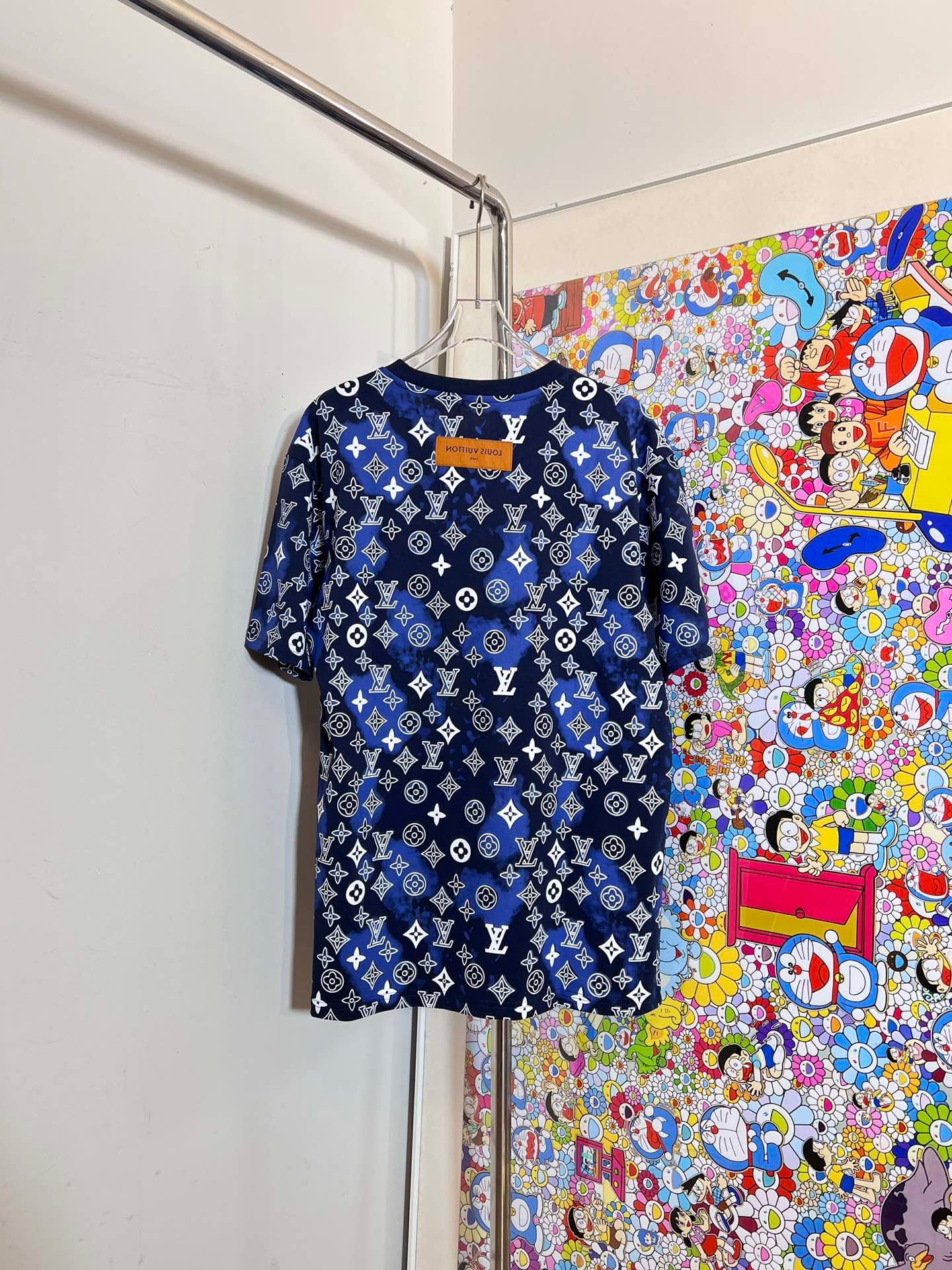 LV TSHIRT - Image 3