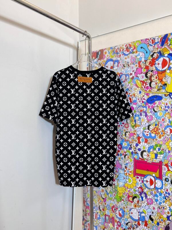 LV TSHIRT - Image 4